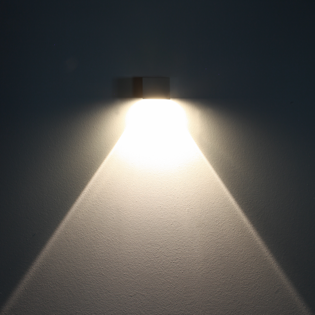 Wandleuchte Wall Light Cube, 3000K, 230V, IP65 für die Wandmontage im Außenbereich